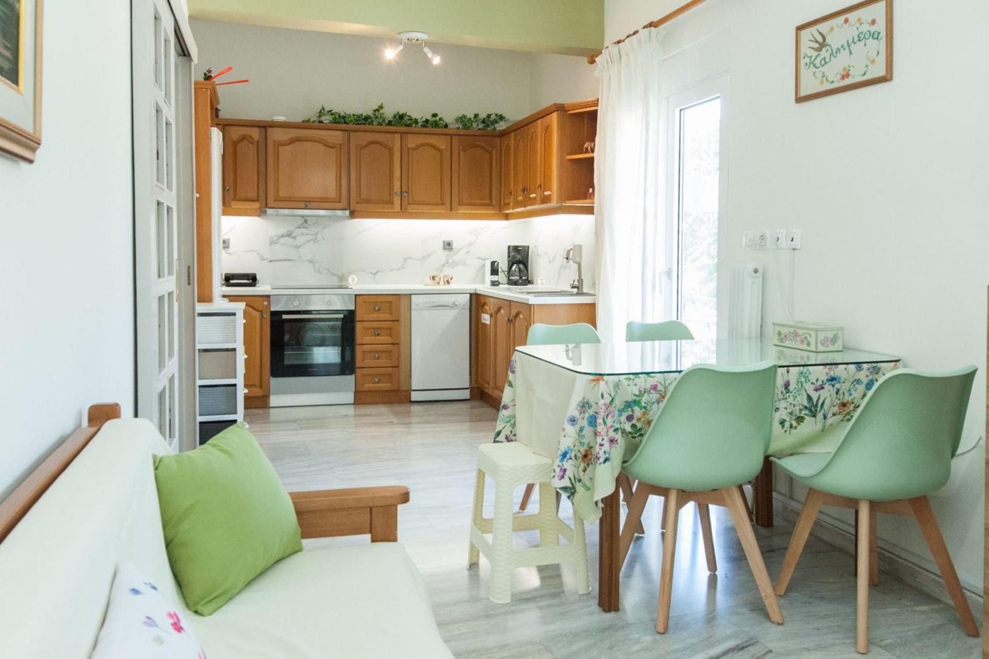 Classical 2 Bd Beauty Apt In Peaceful Chalandri เอเธนส์ ภายนอก รูปภาพ