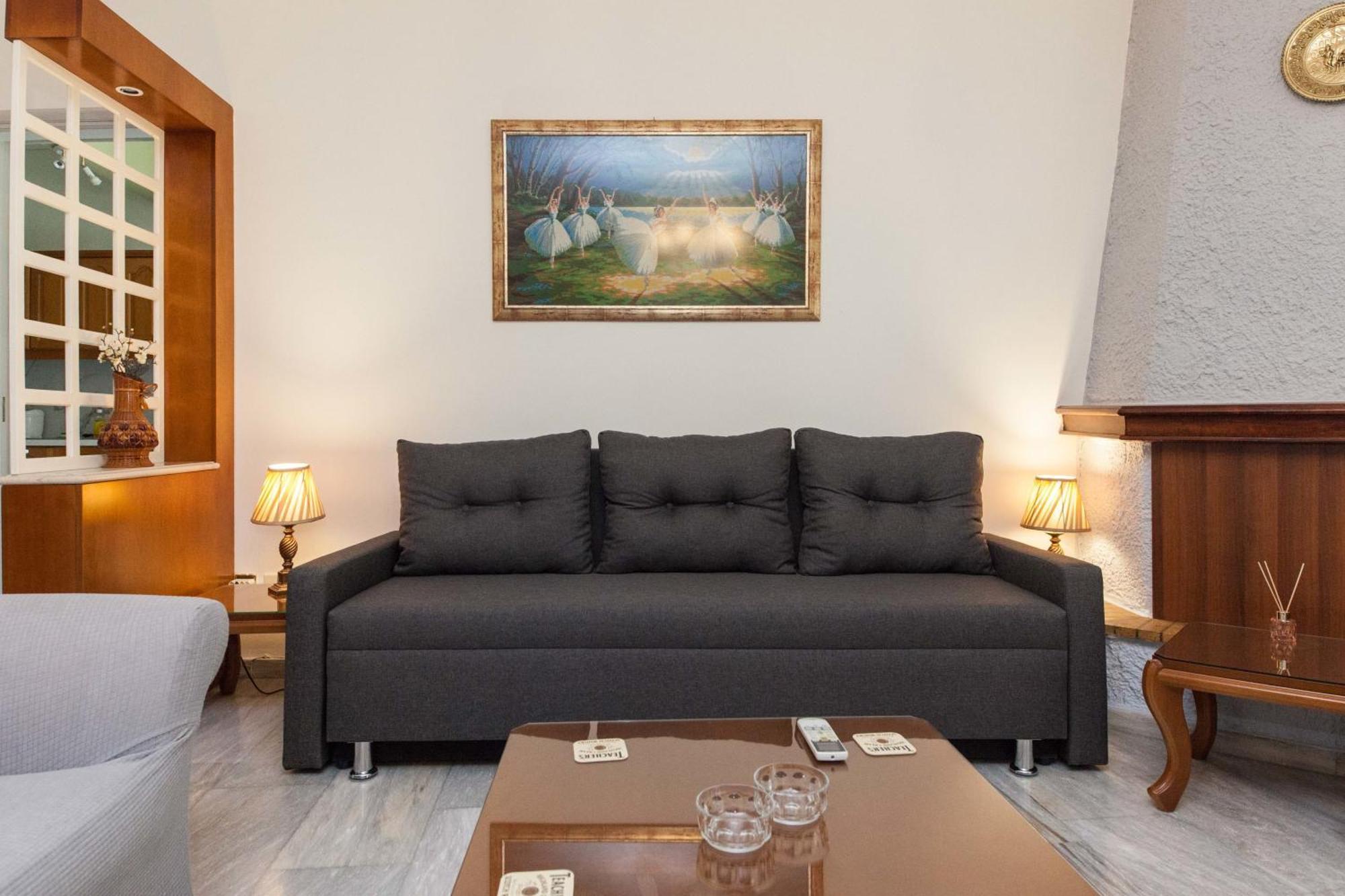 Classical 2 Bd Beauty Apt In Peaceful Chalandri เอเธนส์ ภายนอก รูปภาพ