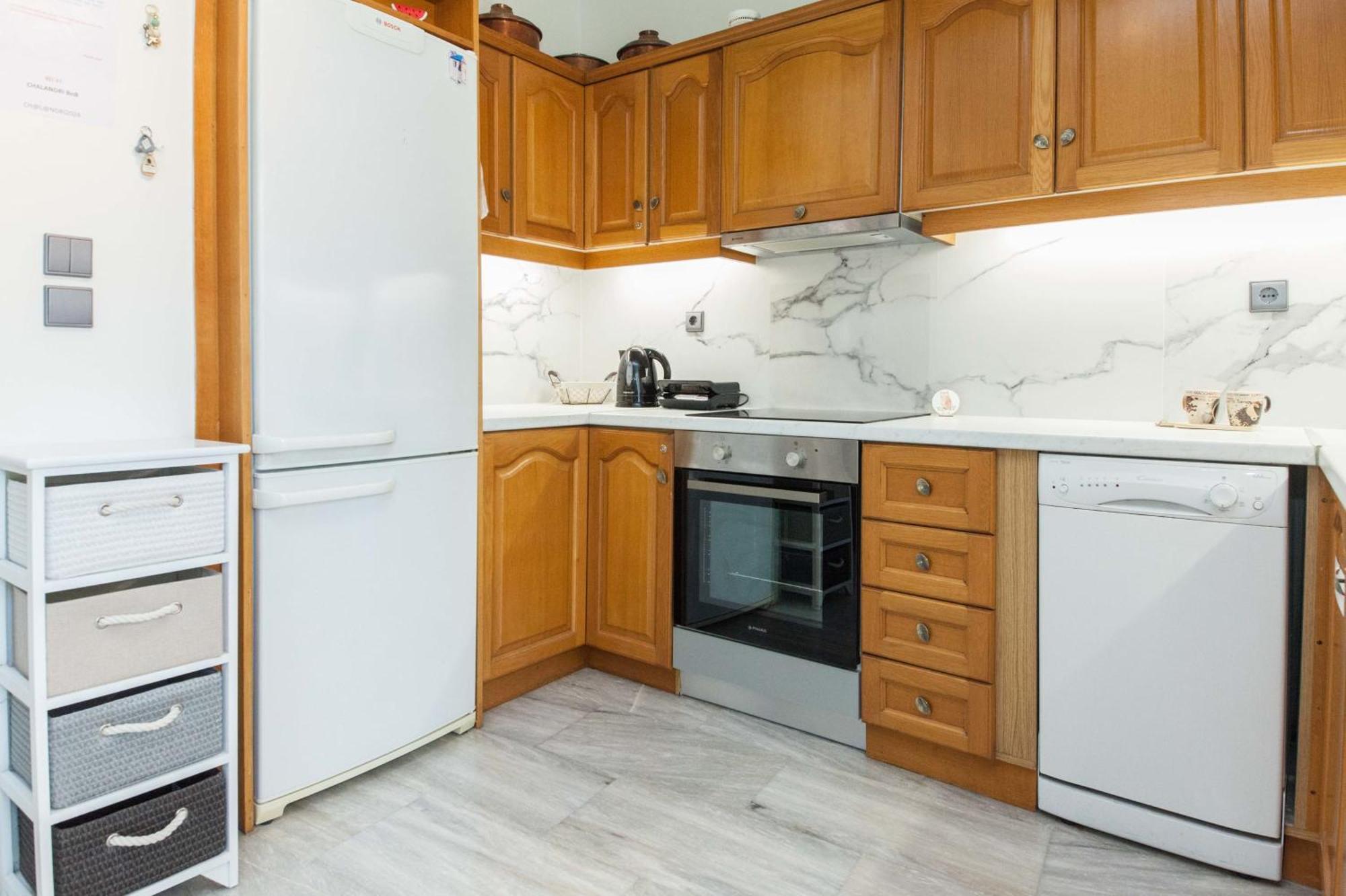 Classical 2 Bd Beauty Apt In Peaceful Chalandri เอเธนส์ ภายนอก รูปภาพ